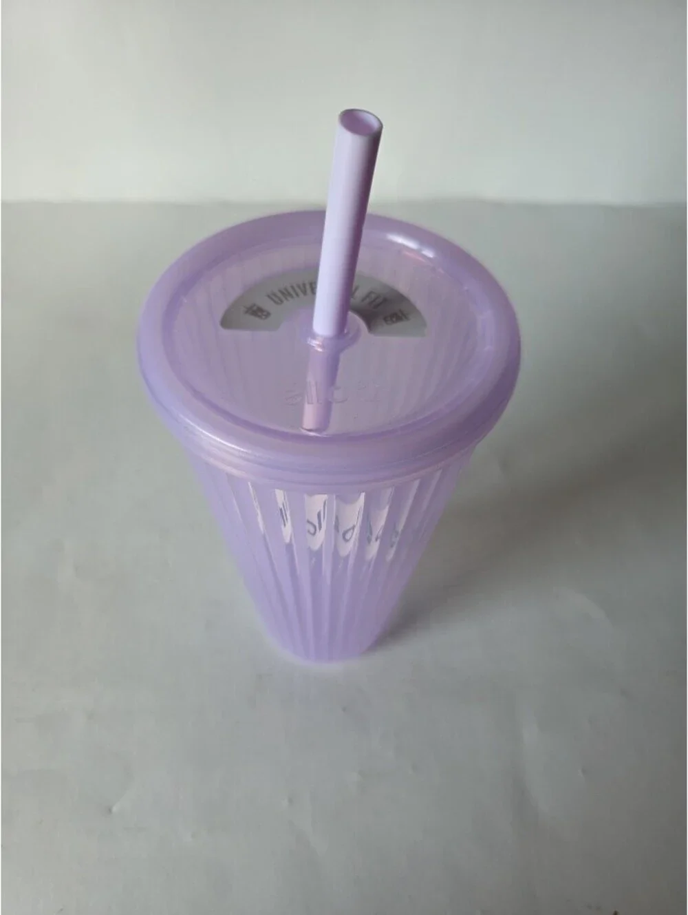Ello PLASTIC Purple Tumbler Cup with Rubber Lid and Straw  SG2